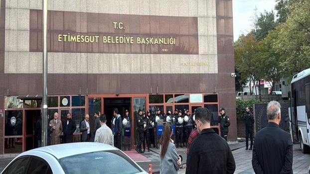 Etimesgut Belediyesi'ne yönelik soruşturmada 7 tutuklama