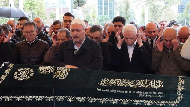 Ayazağa'daki selde hayatını kaybeden Turgut Dursun son yolculuğuna uğurlandı