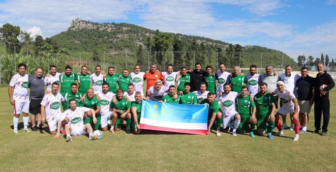 Gagavuzya Master Futbol Takımı Antalya'da şampiyon