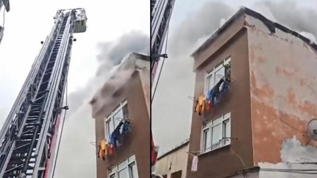 Fatih'te 3 katlı binanın terasında yangın; alevler bitişikteki binanın çatısına sıçradı