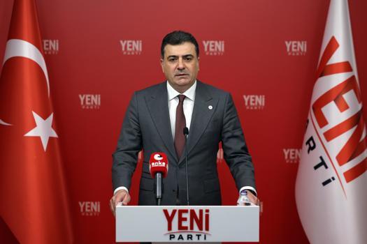 Yeni Partili Emre: Bizi suni gündemlerle meşgul etmeye çalışıyorlar