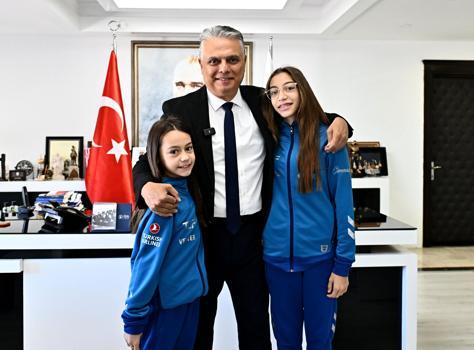 Şahin kardeşlerden Balkan başarısı