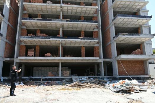 Kuşadası'nda inşaat yasağına uymayan firmalara 4 milyon lira ceza