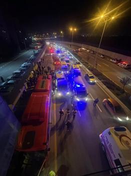 Ankara'da EGO otobüsü üst geçide çarptı: 24 yaralı