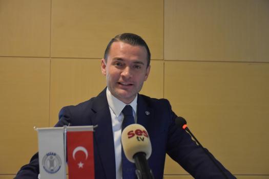 'İzmir'in gelecekteki başarısı teknolojiyi kullanabilecek insan kaynağının gelişimine bağlı'