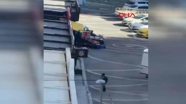 Esenyurt'ta kuyumcuya silahlı saldırı