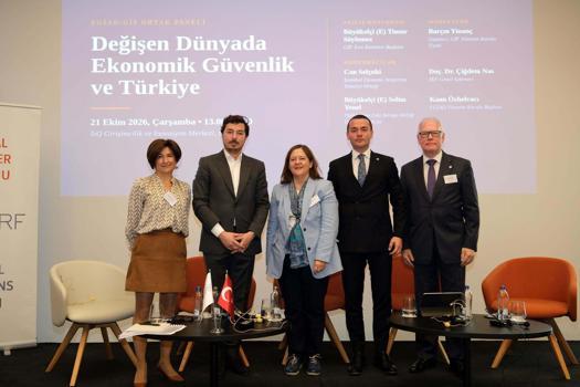 'Değişen Dünyada Ekonomik Güvenlik ve Türkiye', GİF-EGİAD panelinde ele alındı