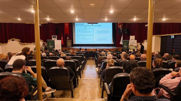 İzmir'de akran zorbalığı ve bağımlılıkla mücadele eğitimi