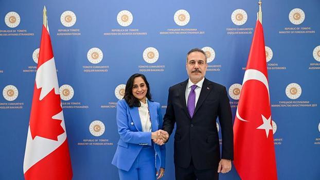 Bakan Fidan, Kanadalı mevkidaşı Anand ile görüştü