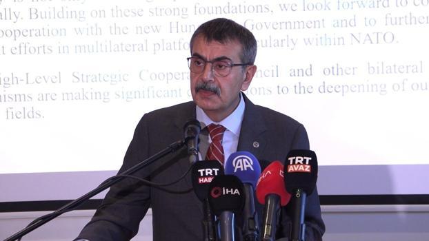 Bakan Tekin: Hedefimiz, Macaristan ve Türkiye arasındaki ikili ticaret hacmimizi 10 milyar dolara çıkarmak