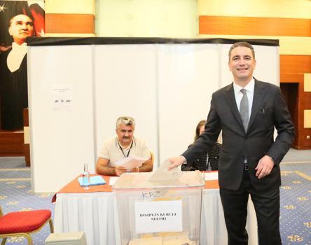 ATSO'da iki liste yarışıyor; sürpriz aday İsmail Odabaşı