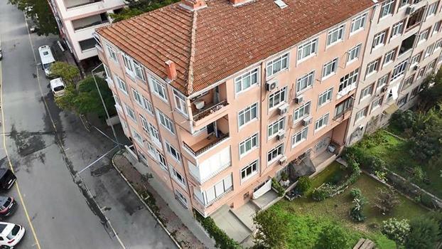 Eyüpsultan’da kolonları patladığı için mühürlenen bina havadan görüntülendi