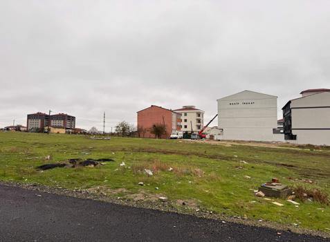 Tekirdağ'da yıldırım düştü; anne ile kızı yaralandı
