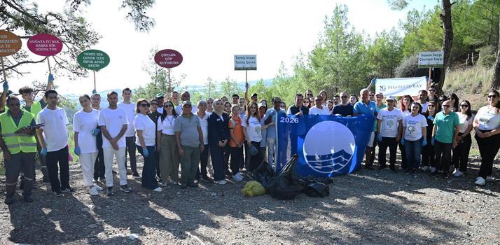 Kemer'de çevre temizliği etkinliği