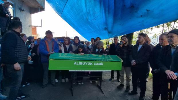 Maden ocağındaki grizu patlamasında ölen 3 işçi toprağa verildi (2)
