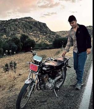 Kazada yaralanan motosikletli Üveys, hastanede hayatını kaybetti