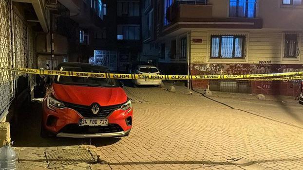 Zeytinburnu’nda iki grup arasında silahlı kavga; binalara ve iş yerine mermi isabet etti