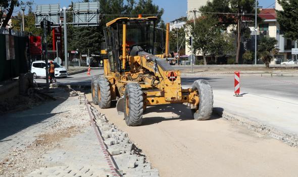 Burdur'da Tugay Kavşağı’nda yol çalışması başladı
