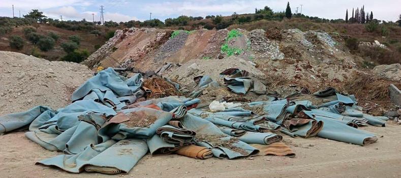 Kuşadası’nda doğaya zarar veren kaçak molozlar temizlendi