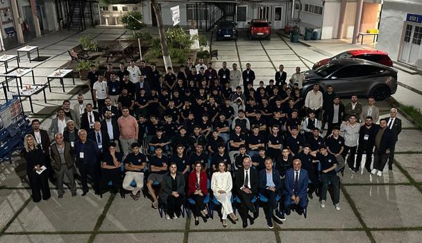 Tarihi yurtta mezunlar buluştu