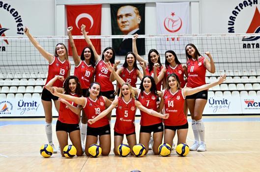 Muratpaşa'nın Sultanları'ndan galibiyet