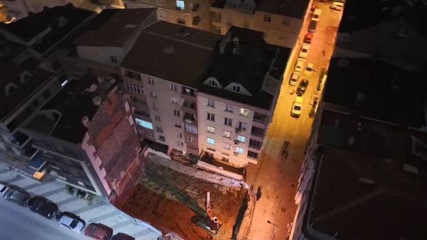 Bahçelievler'de inşaatın istinat duvarı yıkıldı; bitişikteki 2 bina tahliye edildi