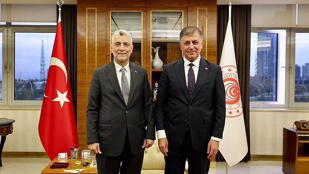 Bakan Bolat, İzmir Büyükşehir Belediye Başkanı Tugay ile görüştü