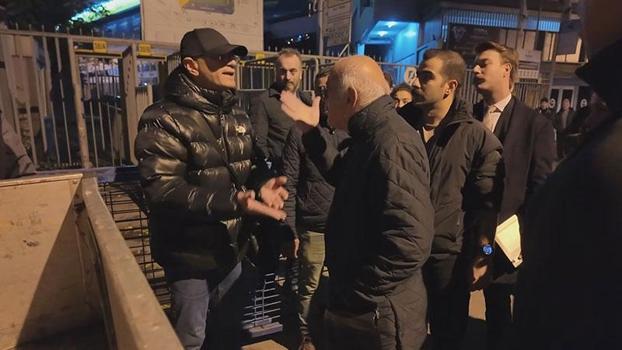 Kadıköy'de yıkım kararı alınan 3 binada tahliye gerginliği
