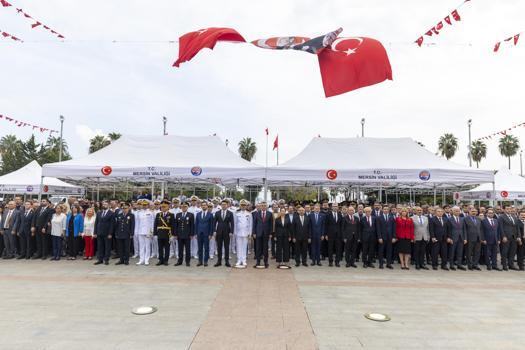 Mersin'de 29 Ekim Cumhuriyet Bayramı kutlamaları başladı