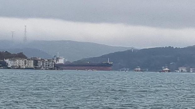 İstanbul Boğazı'nda gemi trafiği 'Antonia S' isimli geminin geçişi nedeniyle askıya alındı