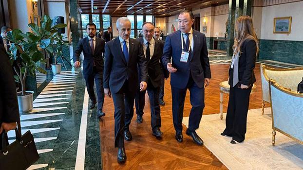 Bakan Uraloğlu, Kazakistanlı bakanlarla bir araya geldi