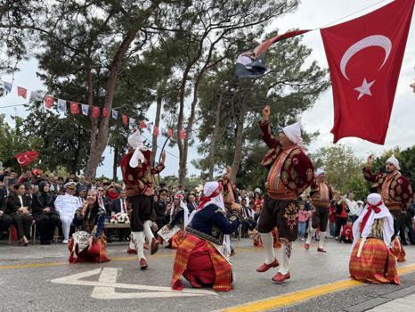 Silifke'de 29 Ekim Cumhuriyet Bayramı coşkusu