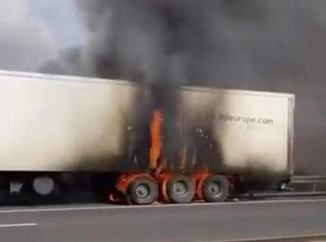 TIR’da çıkan yangın söndürüldü