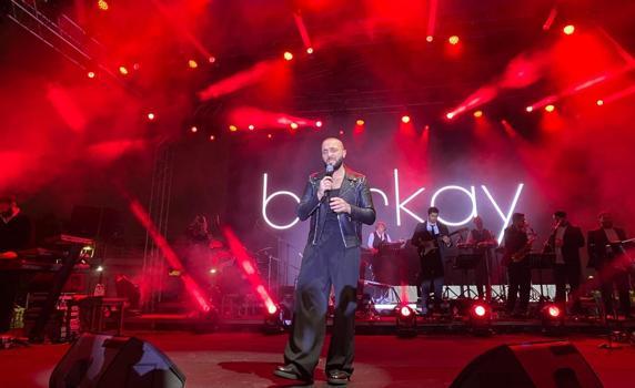 Bursa’da 29 Ekim Cumhuriyet Bayramı kutlamaları Berkay konseriyle sona erdi