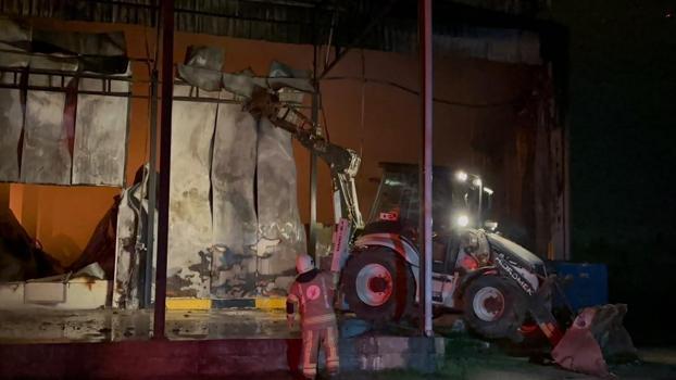 Bursa'da soğuk hava deposunda yangın (2)