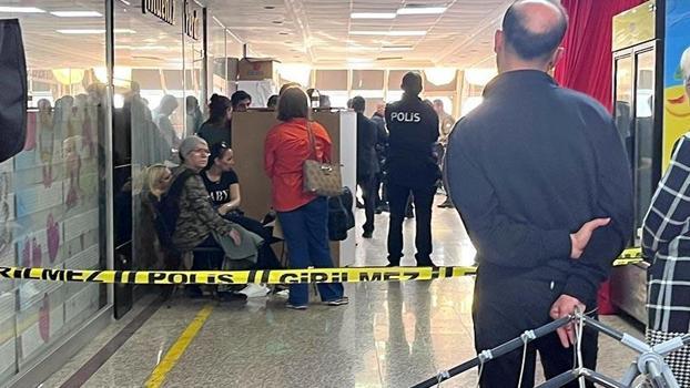 Eski eşini tabancayla öldürüp, intihar etti