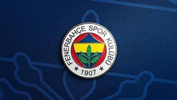 Fenerbahçe, milli araya kadar takımı Dirk Kuyt’ın çalıştıracağını açıkladı