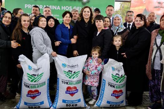 Tekirdağ Büyükşehir Belediyesi, 1965 yetiştiriciye 2 milyon 939 bin 700 kilo yem desteği sağladı