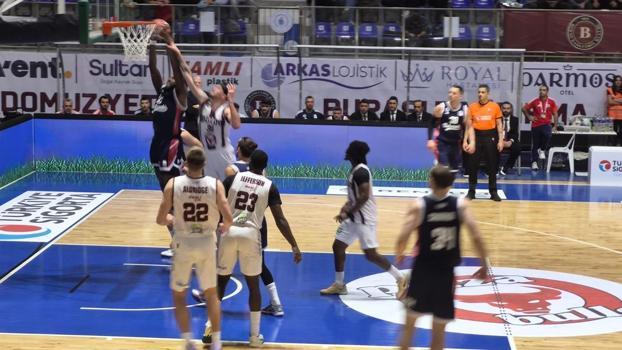 Bordo Bandırma - Bahçeşehir Koleji: 103- 88