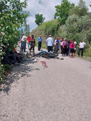 Adana’da iki motosiklet çarpıştı: 1’i ağır, 3 yaralı