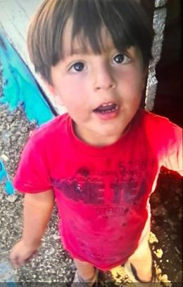 Kamyonetin altında kalan 3 yaşındaki Mahmut, kurtarılamadı