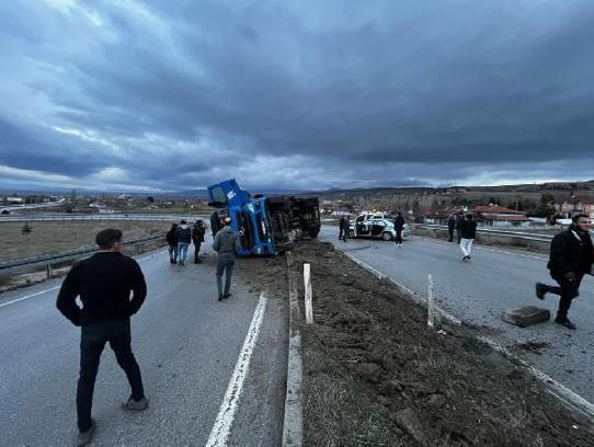 Amasya’da zincirleme kaza: 3 yaralı