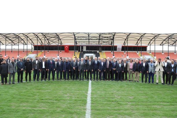 Fuat Tosyalı Stadyumu açıldı