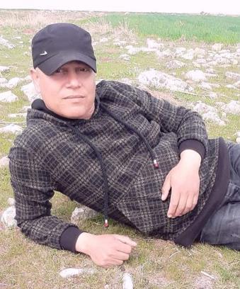 Şanlıurfa'da, müzisyen evinde tabancayla vurulmuş olarak ölü bulundu