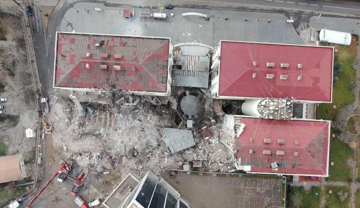 Galeria Sitesi'nin depremde yıkılmasına ilişkin davada sanıklara 17,5 yıl hapsin gerekçesi açıklandı