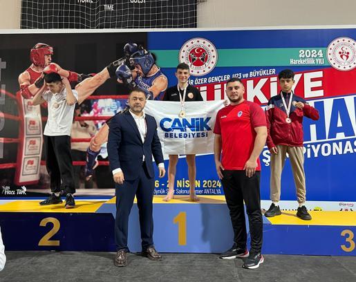 Canikli sporcu Yiğit Keskin Türkiye şampiyonu oldu