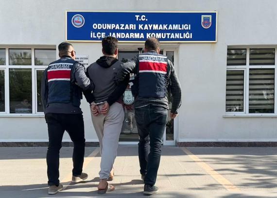 Aranan DEAŞ şüphelisi, Eskişehir’de yakalandı