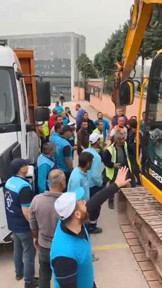 Kocaeli Büyükşehir ile İzmit Belediyesi ekiplerinin 'yol yapım' kavgası