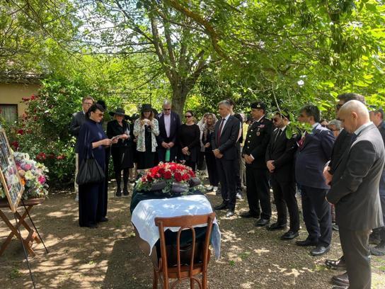Korhan Berzeg'in kafatası ve kemikleri tabutla mezara konuldu /Ek fotoğraflar