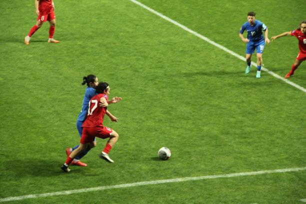 A Milli Kadın Futbol Takımı Teknik Direktörü Necla Güngör Kıragası: Bizi desteklemeye devam edin